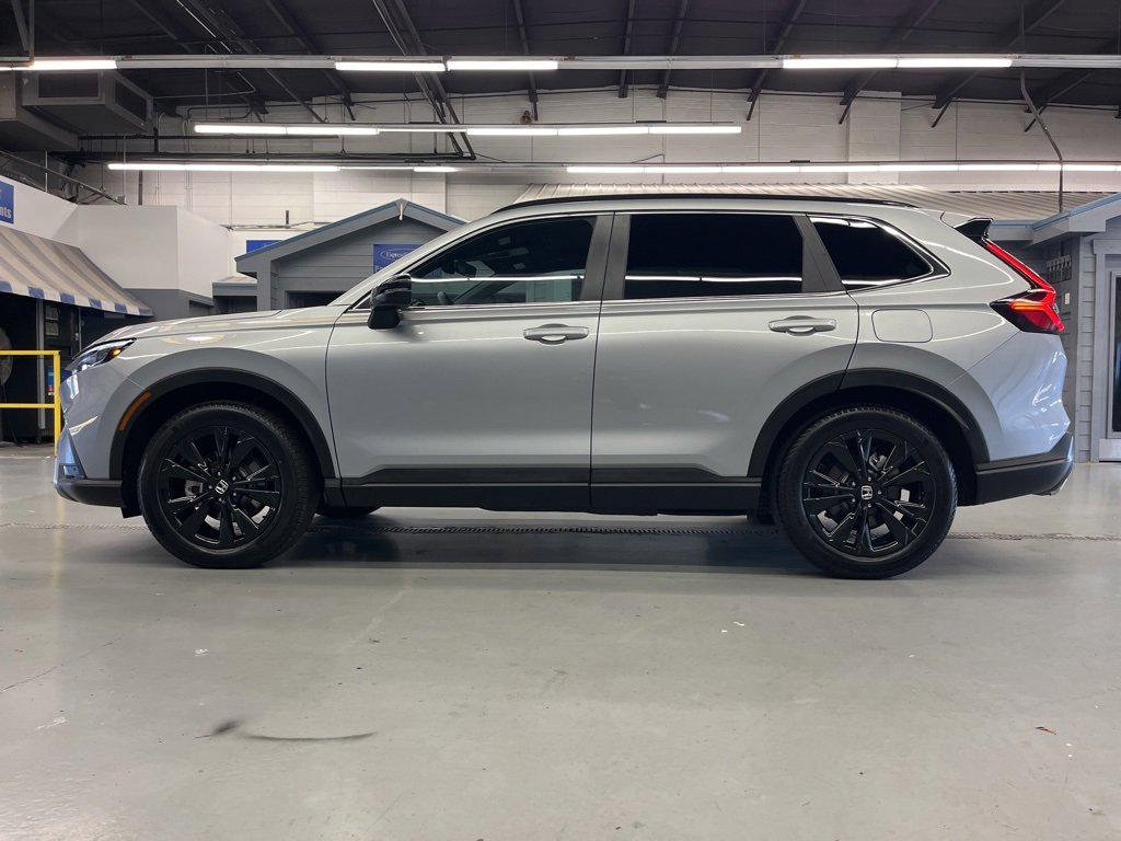 2025 Honda CR-V Hybrid Sport Touring photo 4