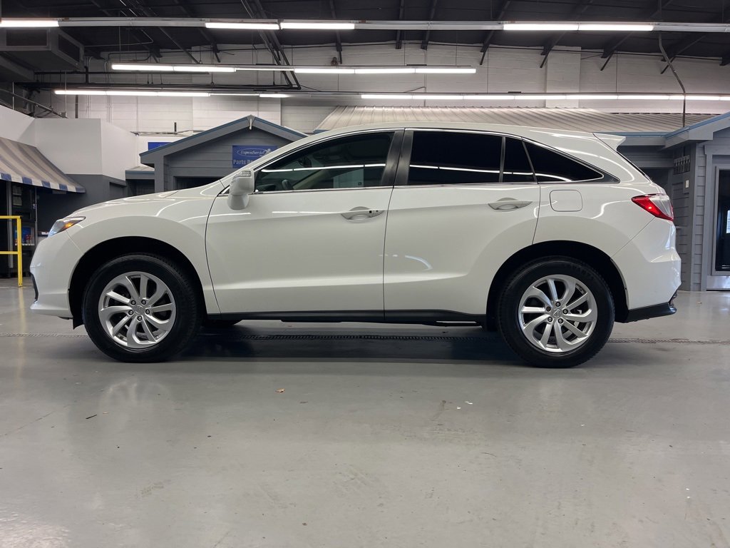 2018 Acura RDX Base Plus photo 2