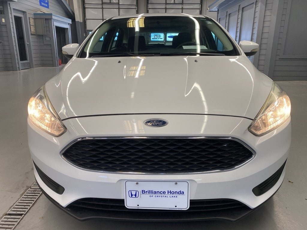 Used 2016 Ford Focus SE with VIN 1FADP3K29GL270551 for sale in Crystal Lake, IL