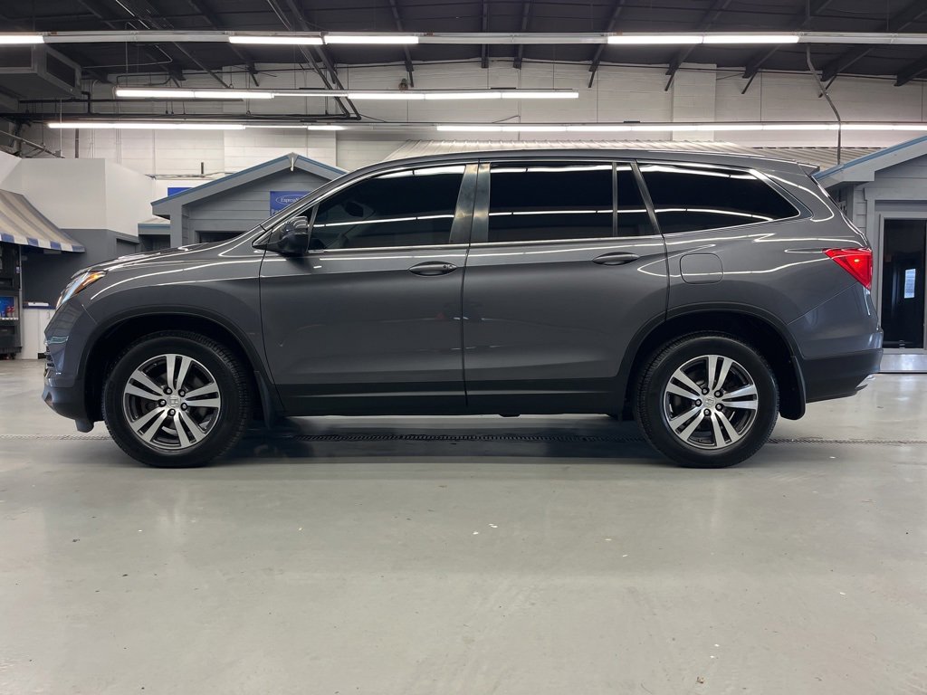 2016 Honda Pilot EX-L photo 3