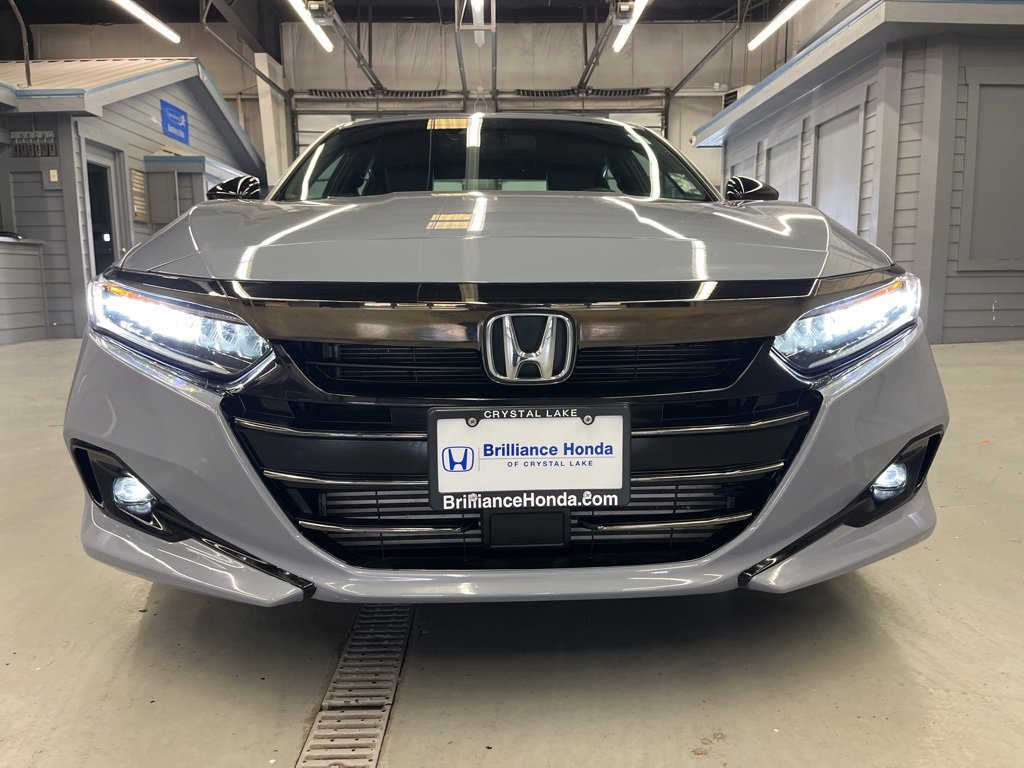 2022 Honda Accord Sport 2.0T photo 2