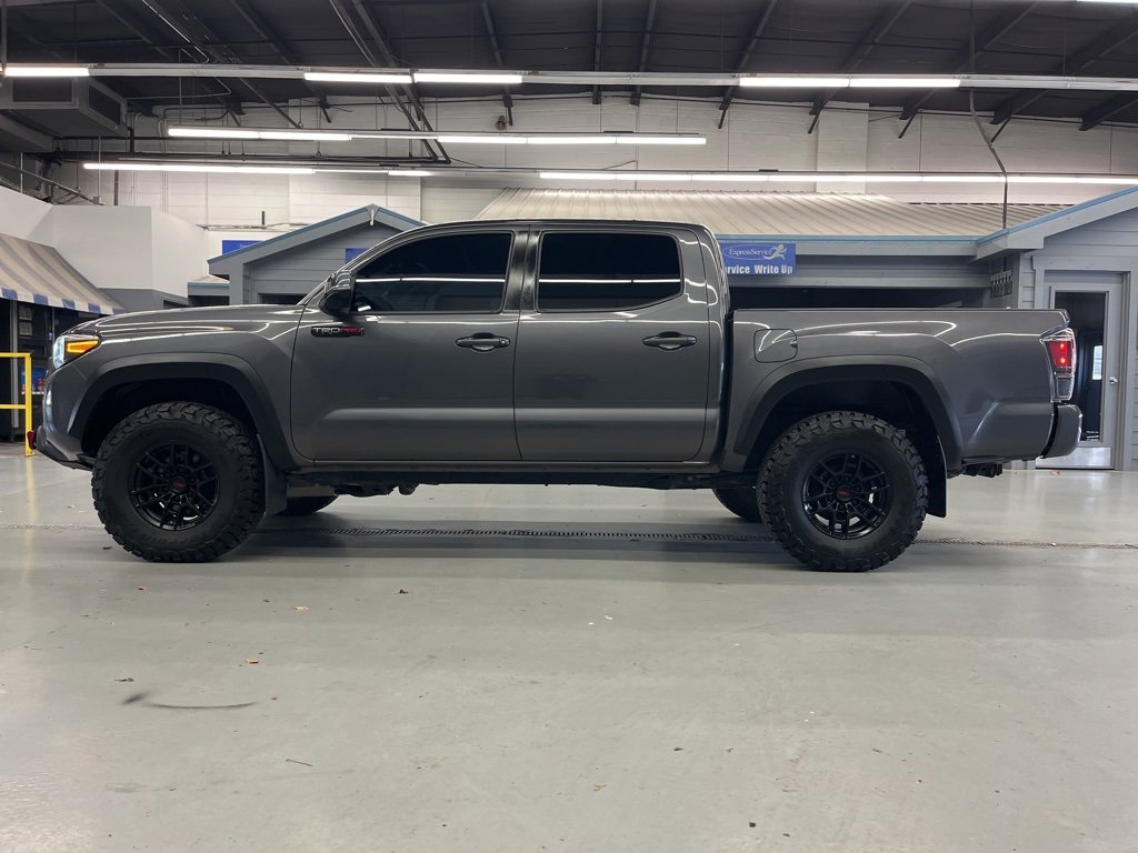 2020 Toyota Tacoma TRD Pro V6 photo 4