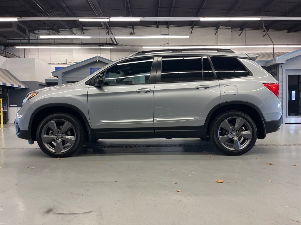 2020 Honda Passport Touring photo 3