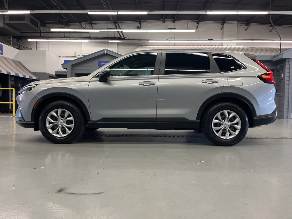 2026 Honda CR-V LX photo 4