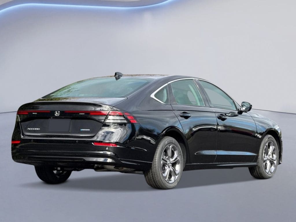 2026 Honda Accord Hybrid EX-L photo 3