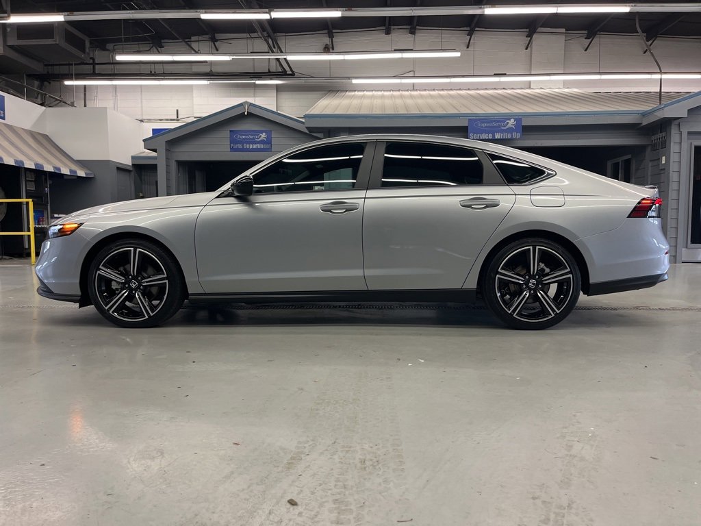 2025 Honda Accord Hybrid Sport photo 4