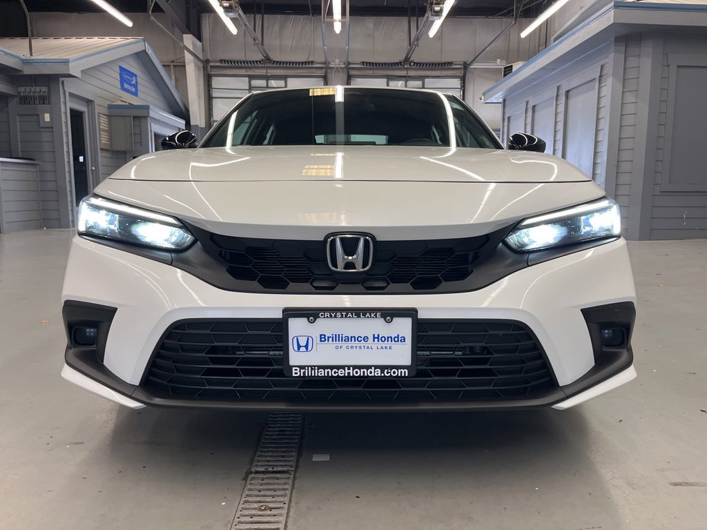 2023 Honda Civic Sport Hatchback photo 2