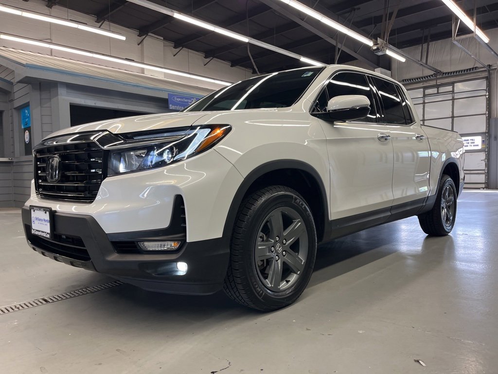 2023 Honda Ridgeline RTL-E photo 3