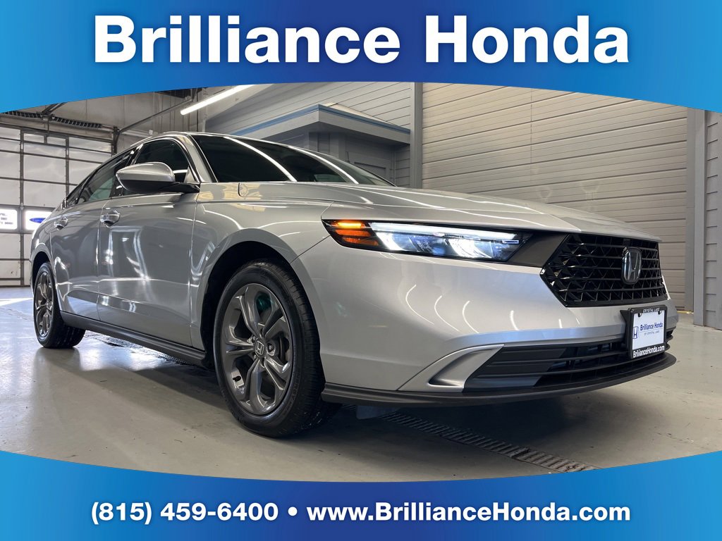 2024 Honda Accord EX's photo