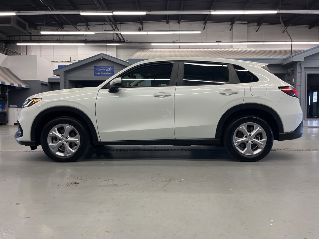 2023 Honda HR-V LX photo 2