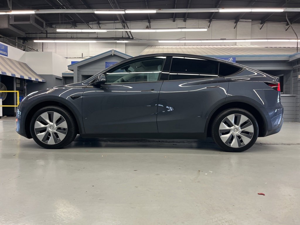 2023 Tesla Model Y Long Range photo 4