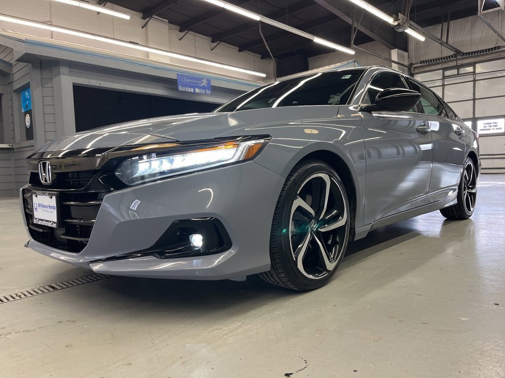 2022 Honda Accord Sport 2.0T photo 3
