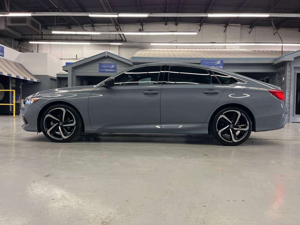 2022 Honda Accord Sport 2.0T photo 4