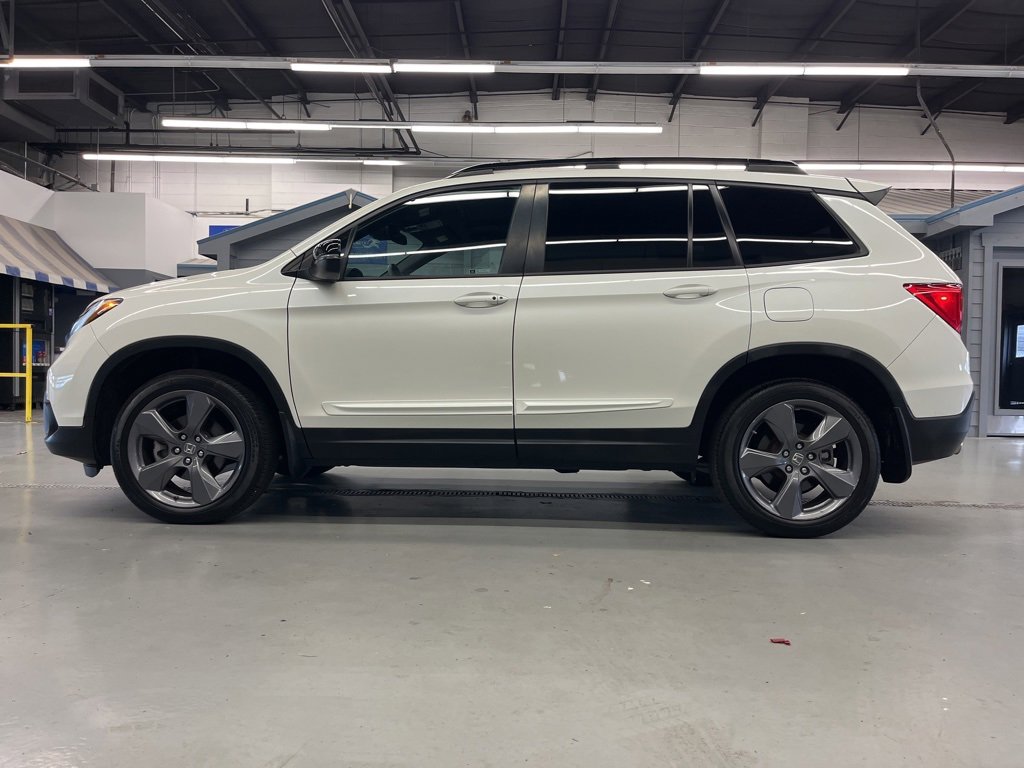 2019 Honda Passport Touring photo 3