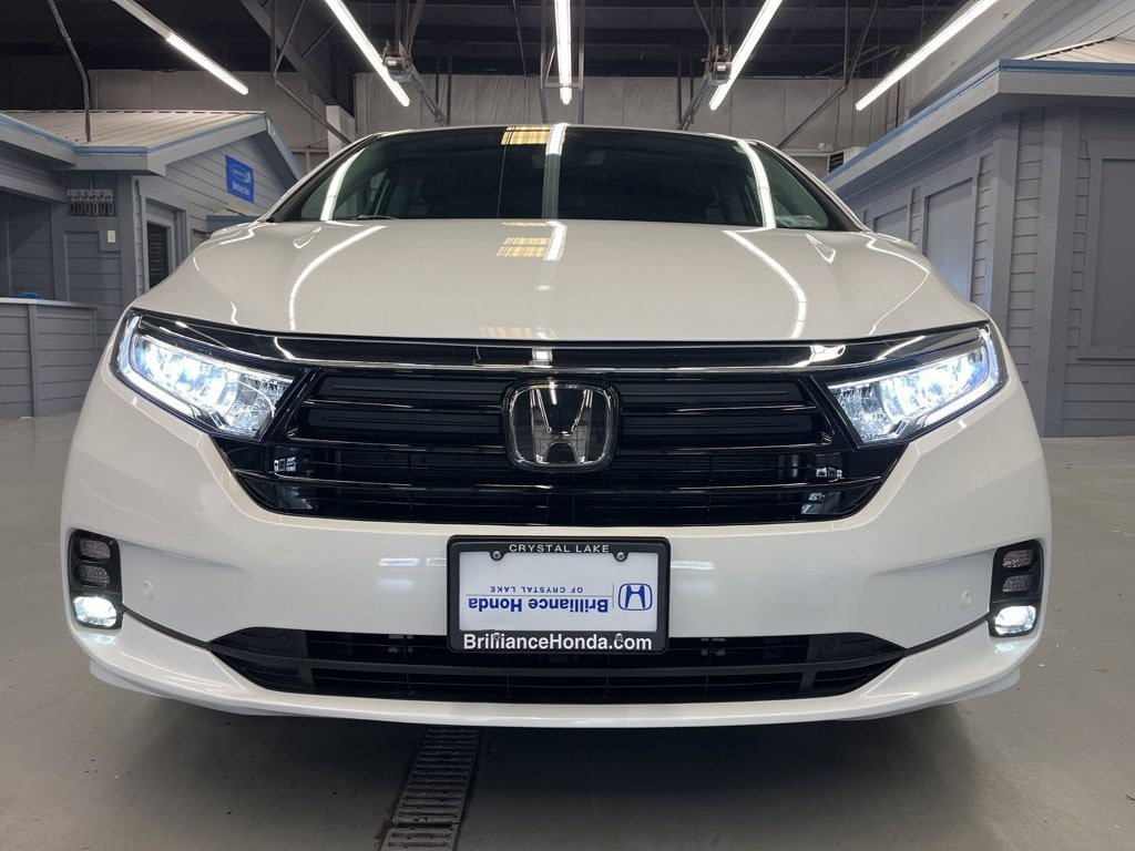 Used 2023 Honda Odyssey Touring with VIN 5FNRL6H86PB022866 for sale in Crystal Lake, IL