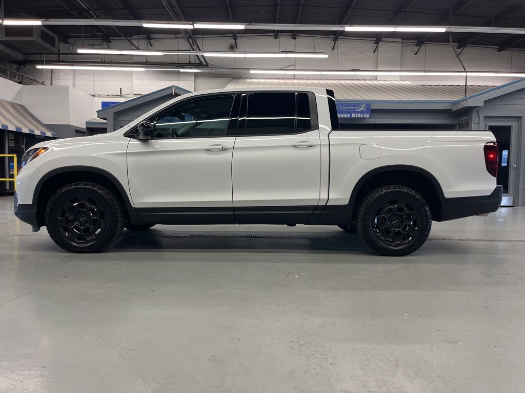 2025 Honda Ridgeline Sport photo 4