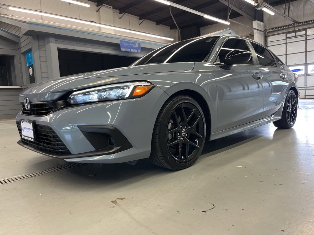2024 Honda Civic Sport photo 3