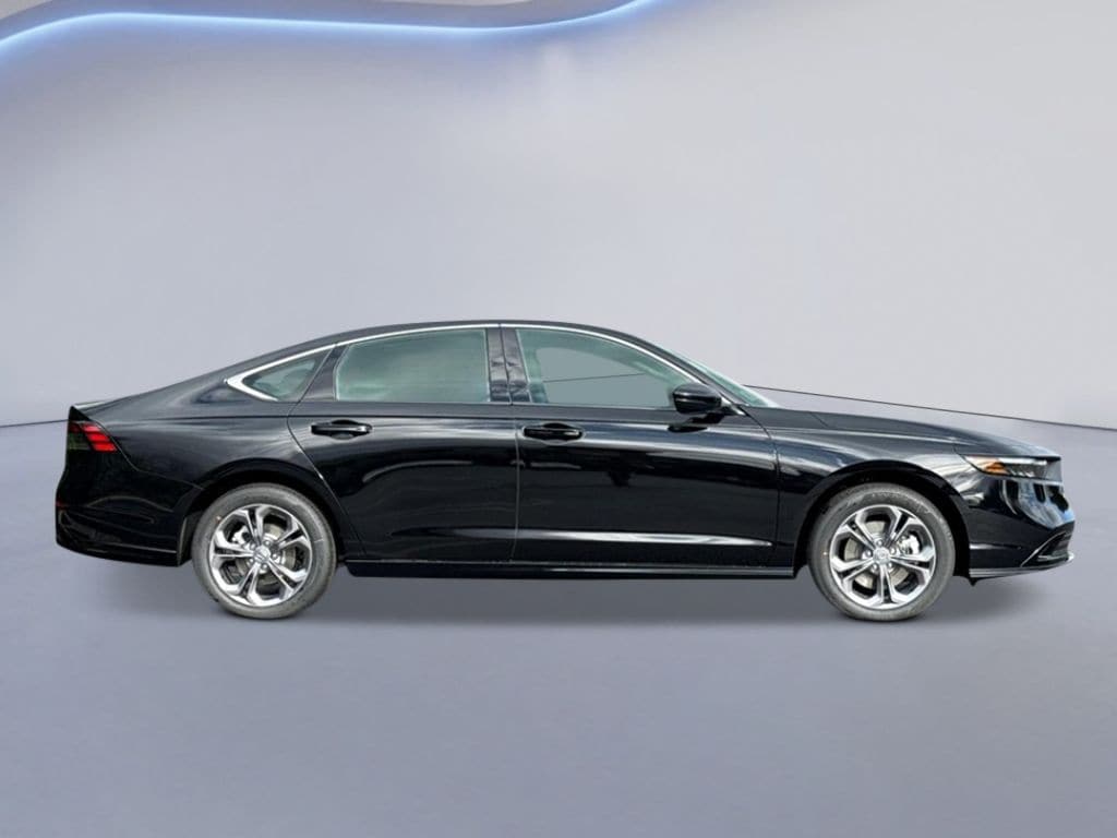 2026 Honda Accord Hybrid EX-L photo 4