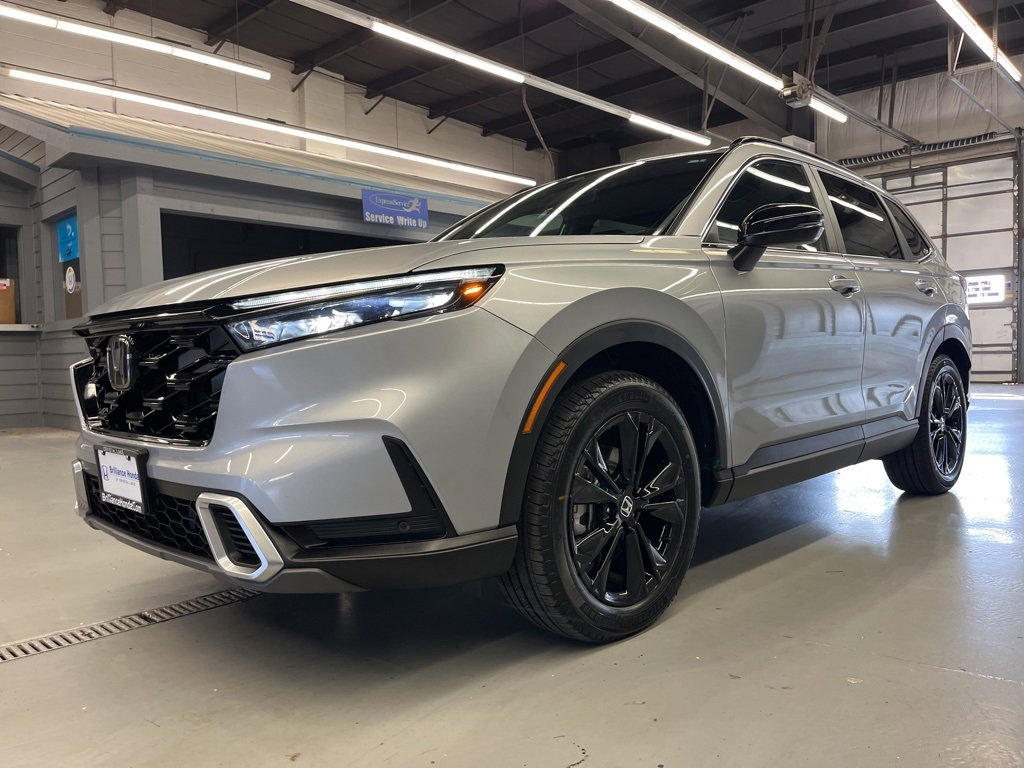 2025 Honda CR-V Hybrid Sport Touring photo 3