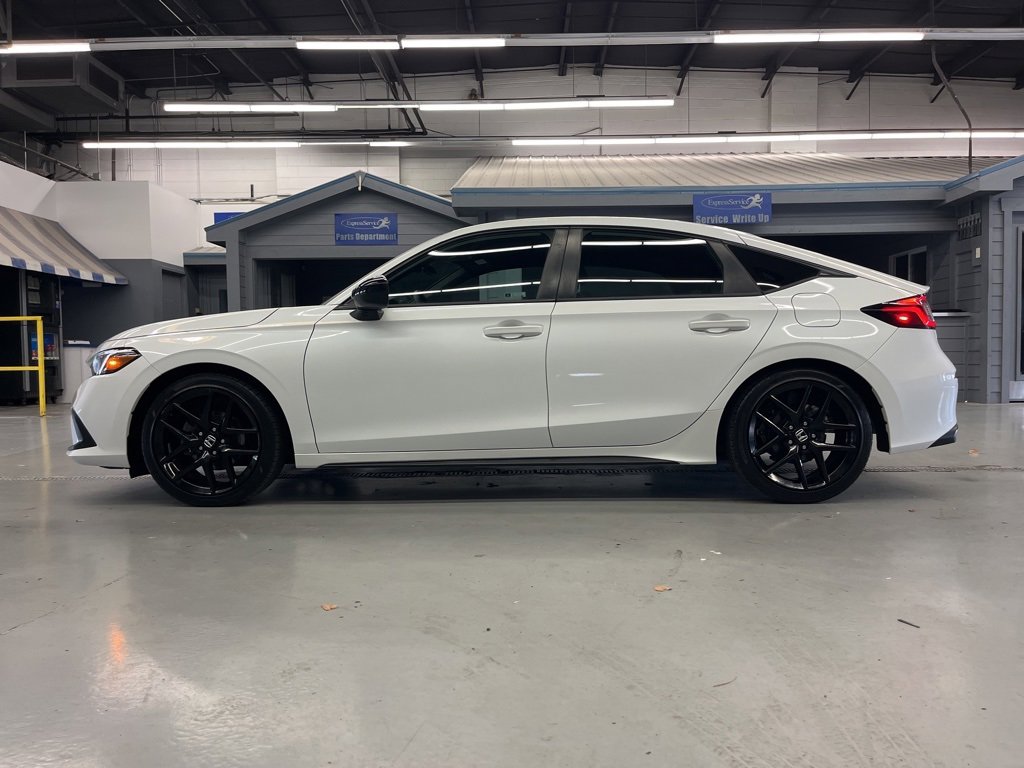 2023 Honda Civic Sport Hatchback photo 4