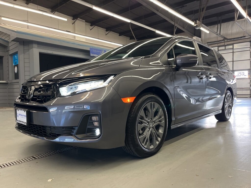 Used 2025 Honda Odyssey Touring Van