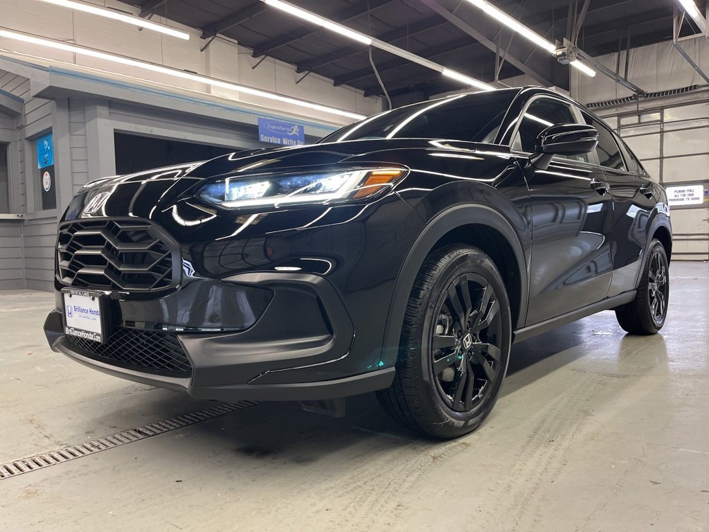 2026 Honda HR-V Sport photo 3