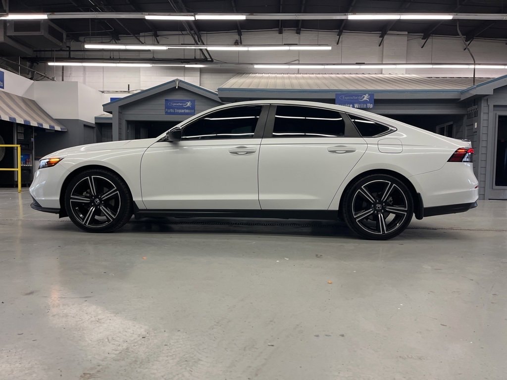 2023 Honda Accord Hybrid Sport photo 4