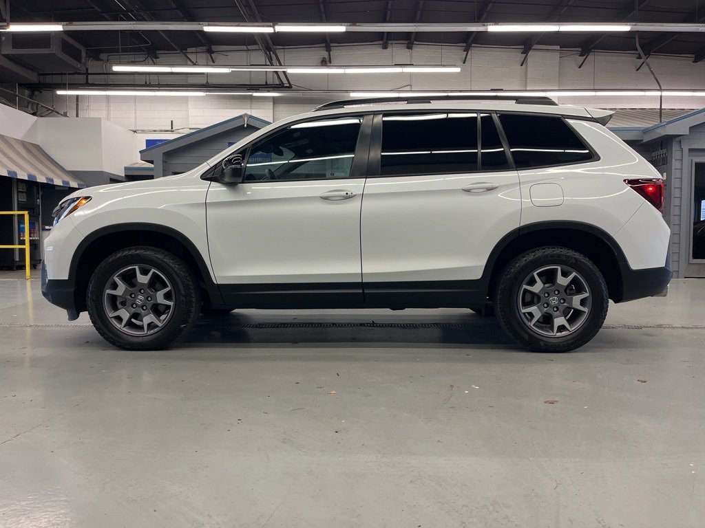 2022 Honda Passport TrailSport photo 3