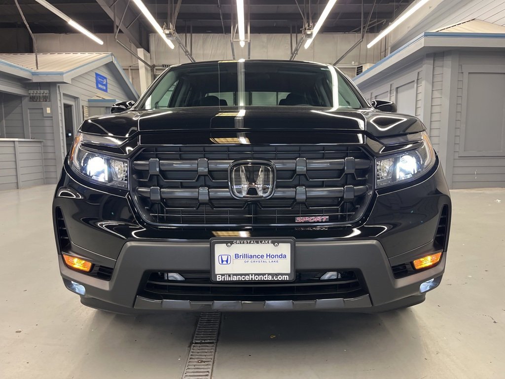 2025 Honda Ridgeline Sport photo 2