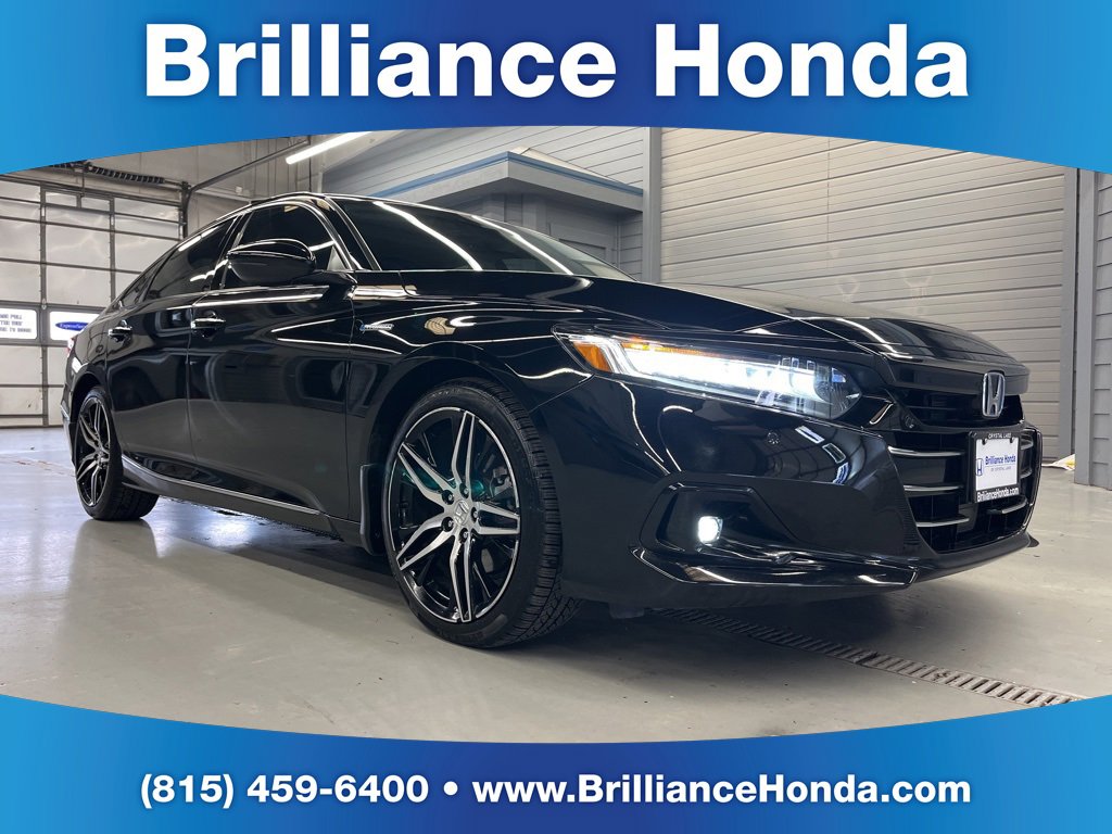 2021 Honda Accord Hybrid Touring's photo
