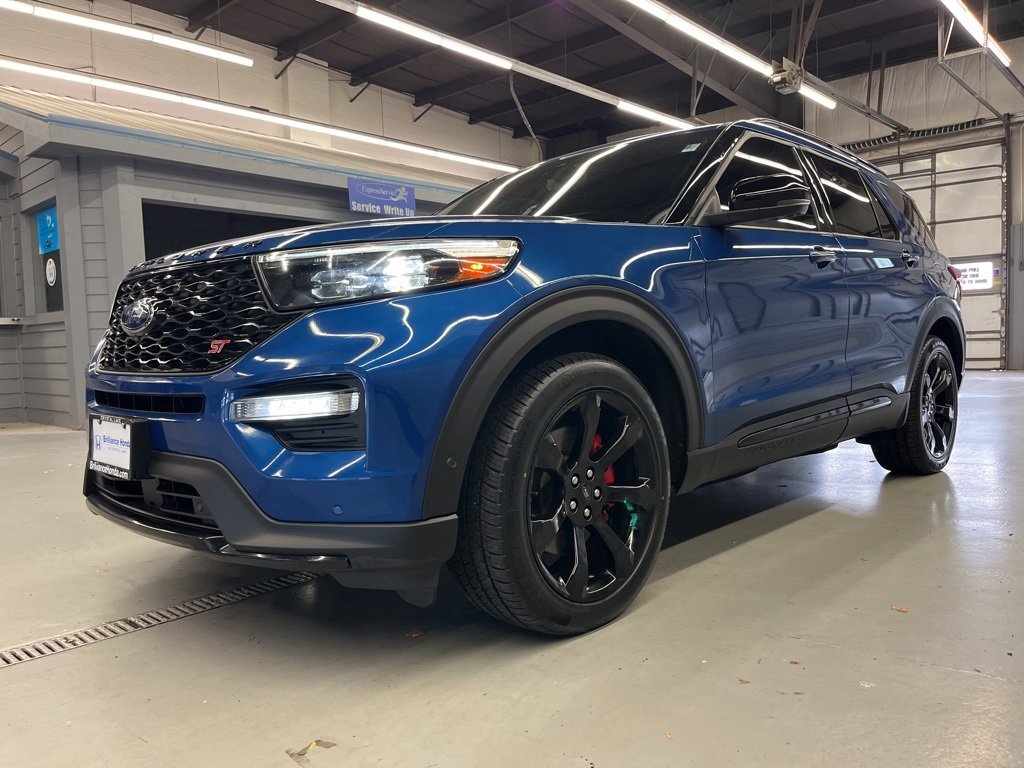 2020 Ford Explorer ST photo 3