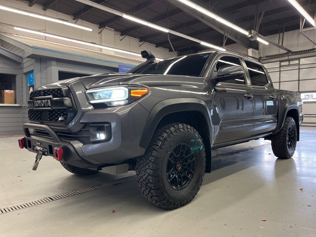 2020 Toyota Tacoma TRD Pro V6 photo 3
