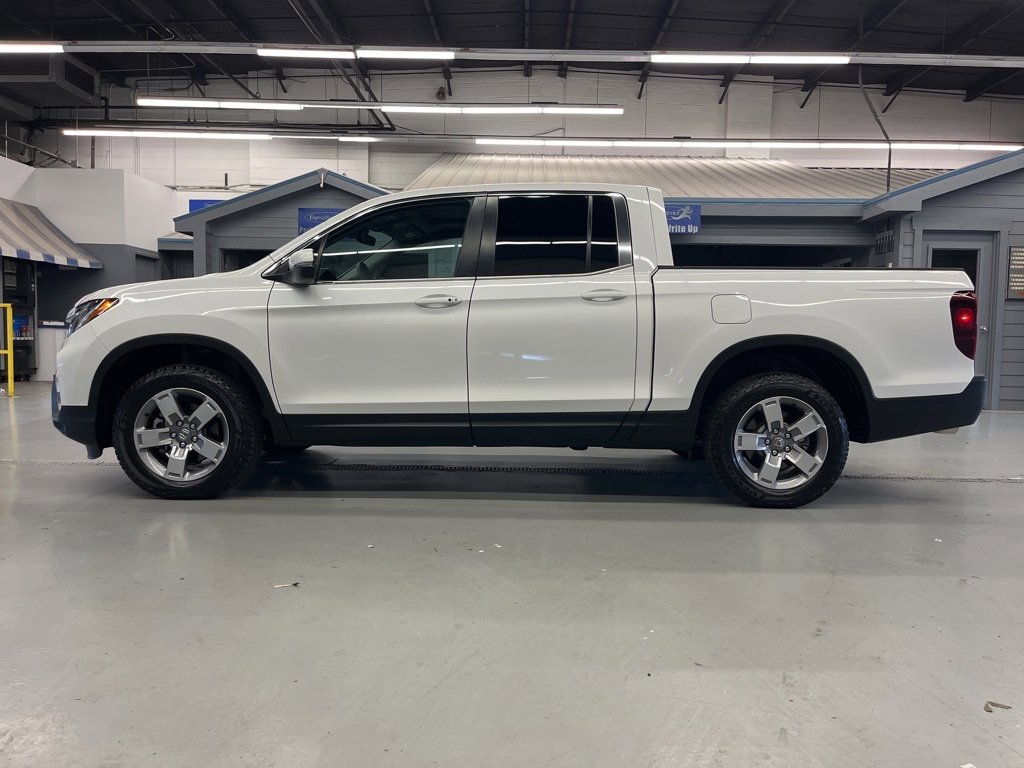 2025 Honda Ridgeline RTL photo 4