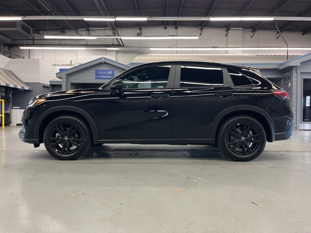 2026 Honda HR-V Sport photo 4