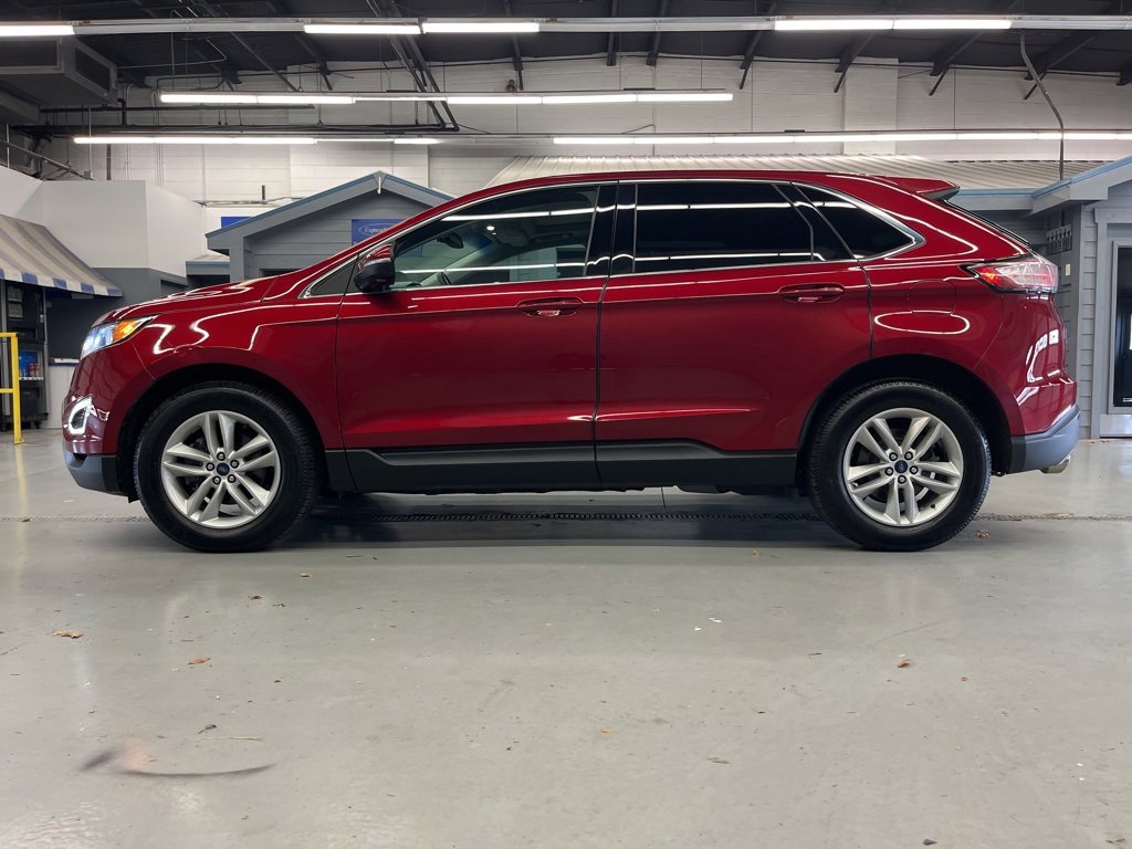 2017 Ford Edge SEL photo 4