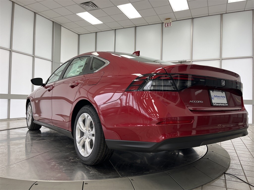 2025 Honda Accord LX photo 3