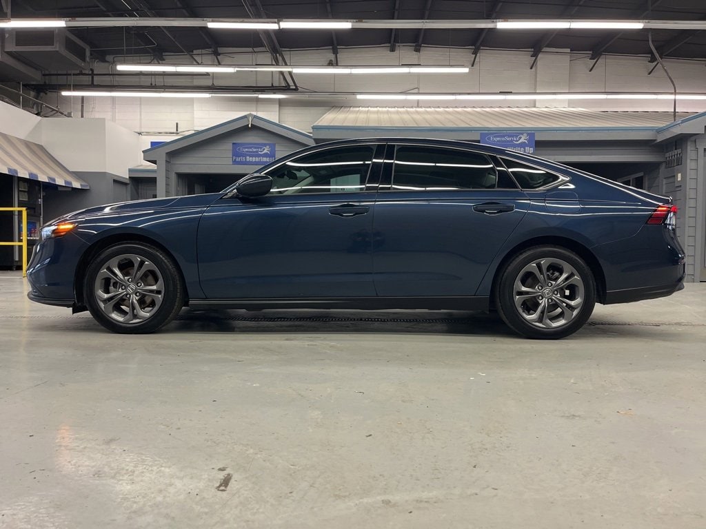 2024 Honda Accord EX photo 2