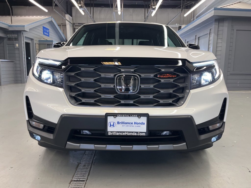 2025 Honda Ridgeline TrailSport photo 2