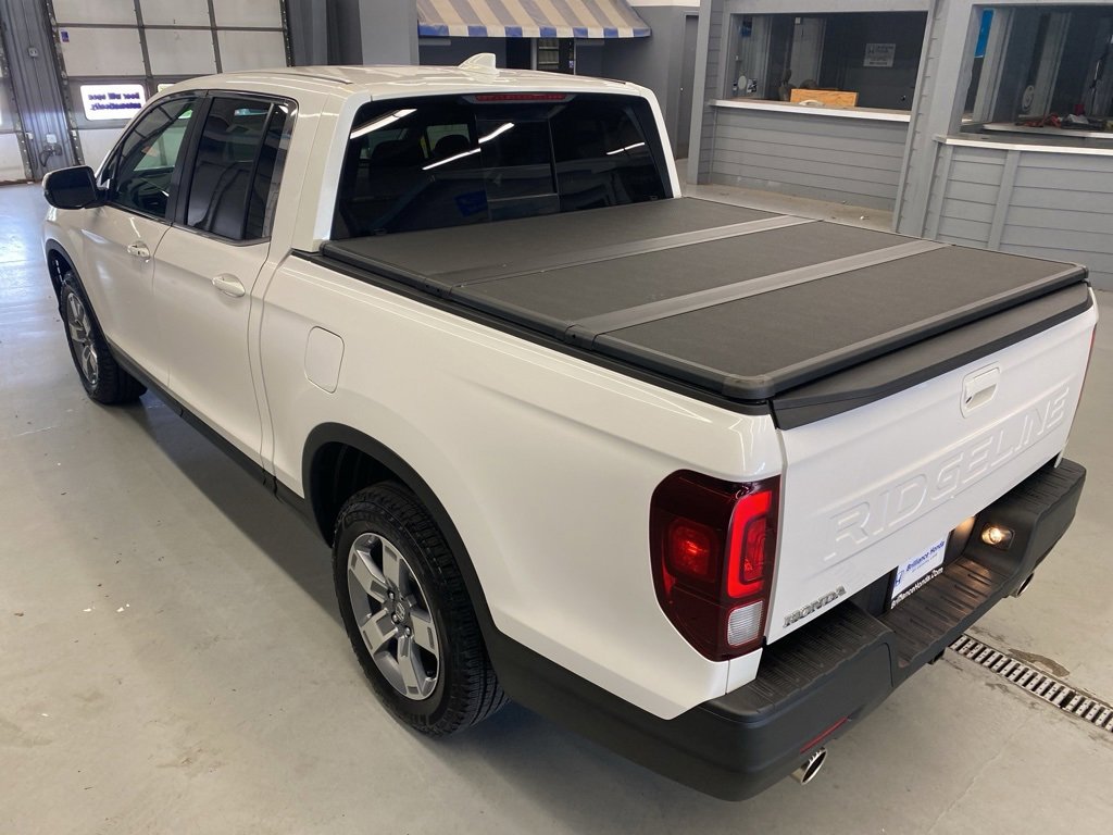 2025 Honda Ridgeline RTL photo 4