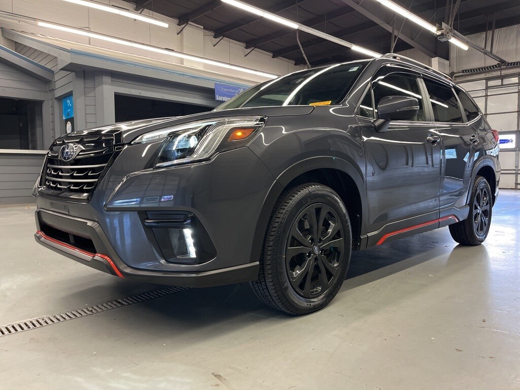 2023 Subaru Forester Sport photo 3