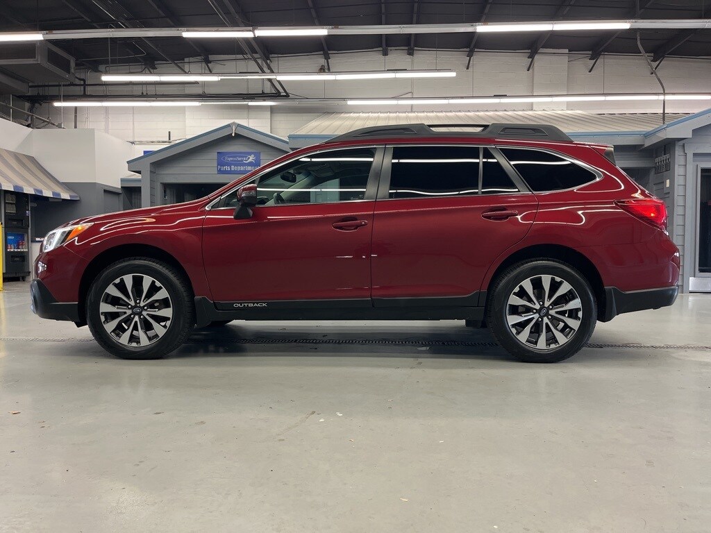 2016 Subaru Outback 2.5i Limited photo 4
