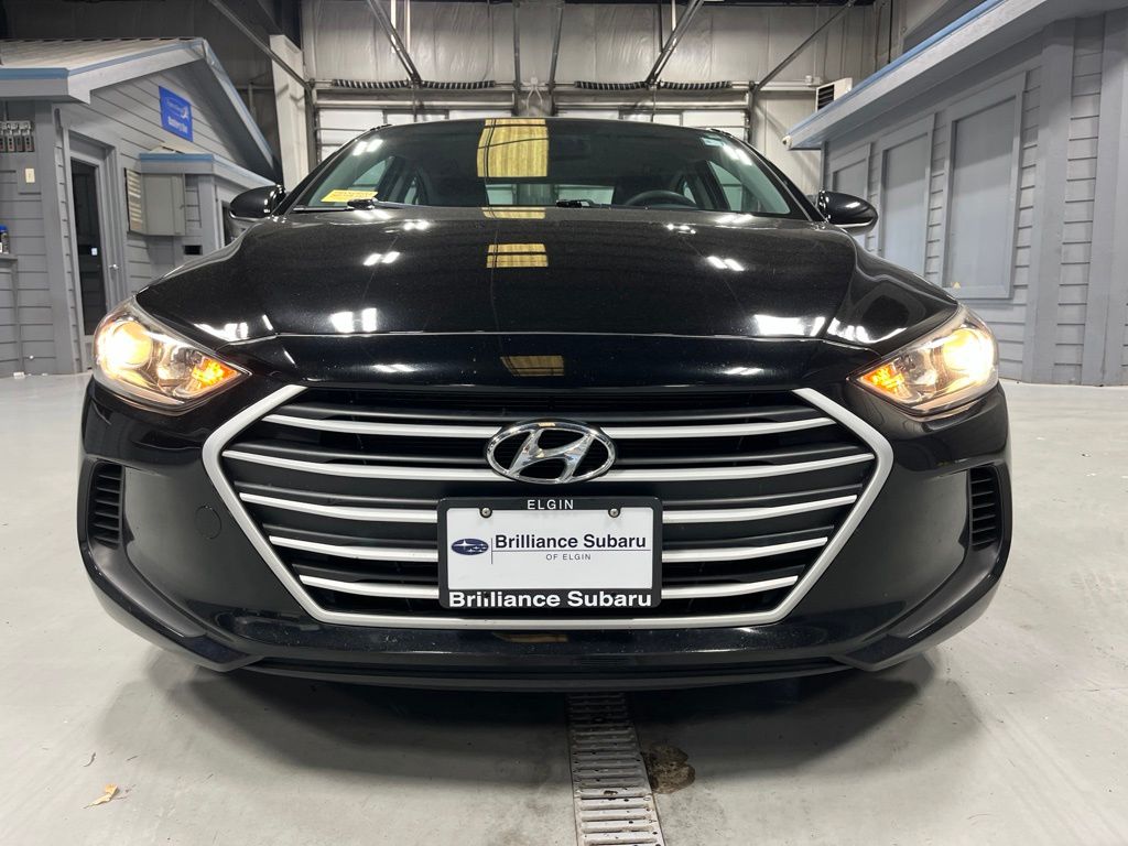 Used 2017 Hyundai Elantra SE with VIN KMHD84LF0HU386632 for sale in Elgin, IL