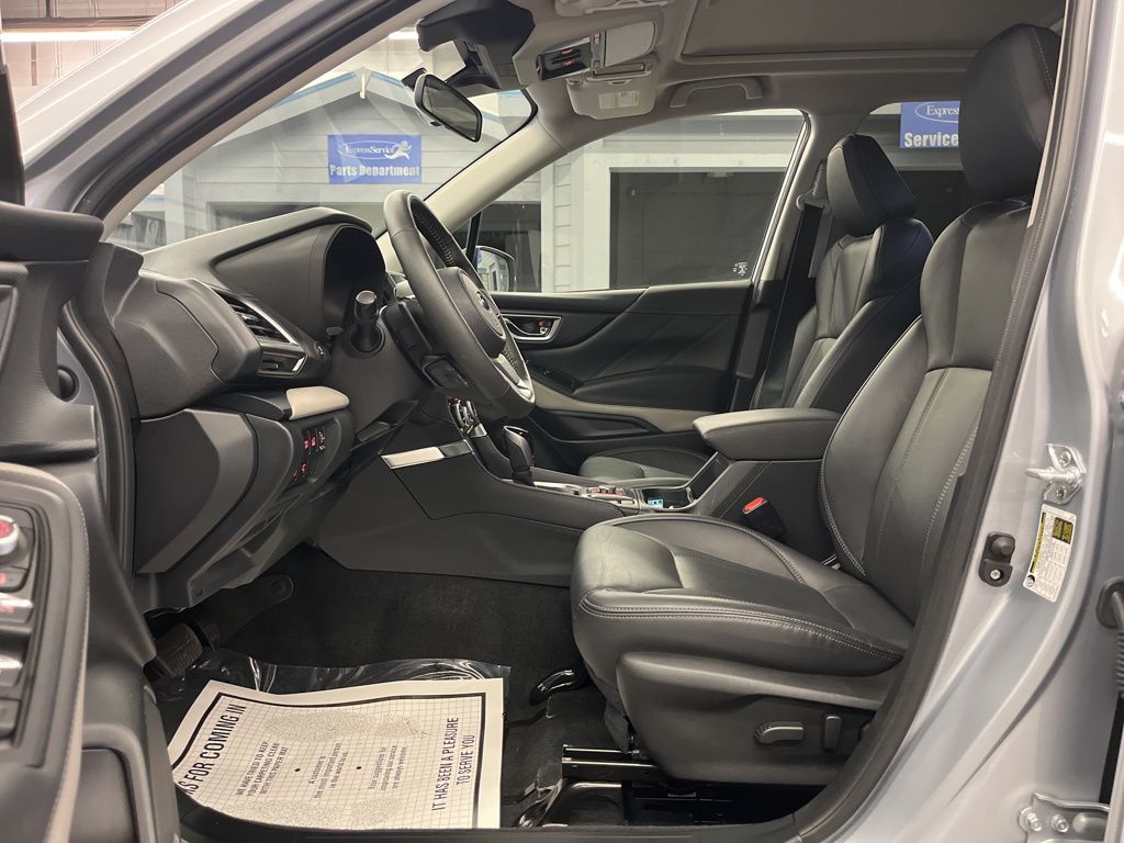 2024 Subaru Forester Limited - Photo 11