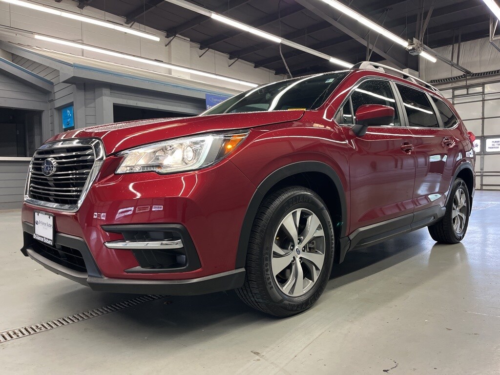 2019 Subaru Ascent Premium photo 3