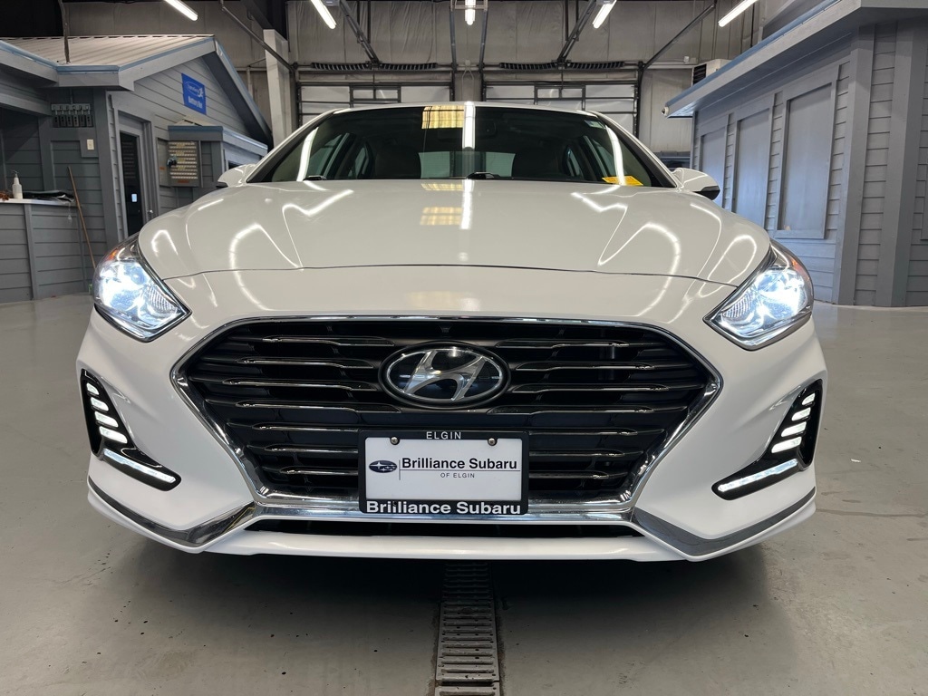 Used 2018 Hyundai Sonata Limited with VIN 5NPE34AF4JH666970 for sale in Elgin, IL