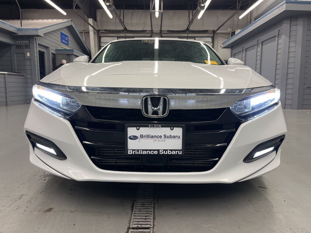2018 Honda Accord EX photo 2