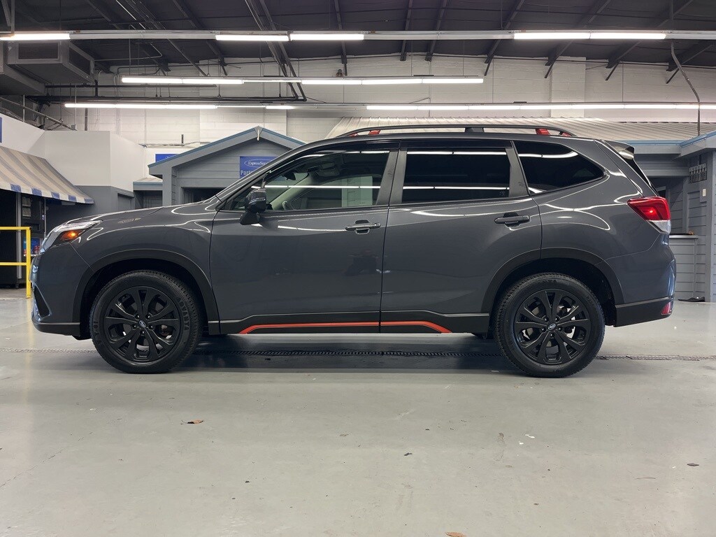2023 Subaru Forester Sport photo 4
