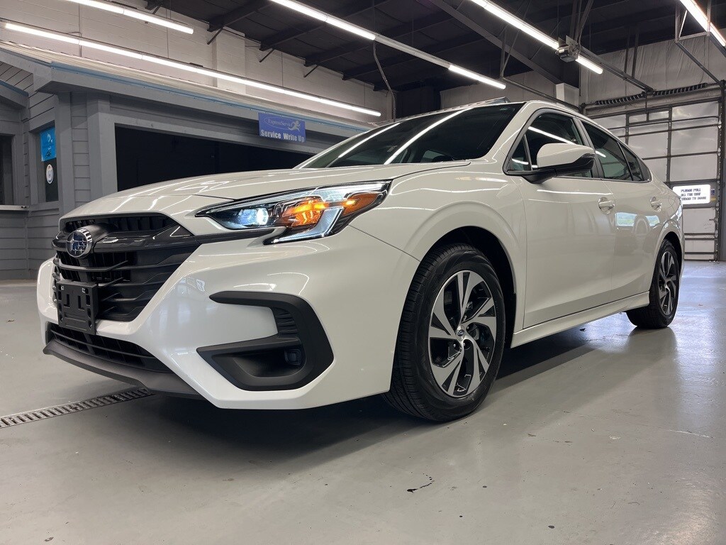 2025 Subaru Legacy Premium photo 3