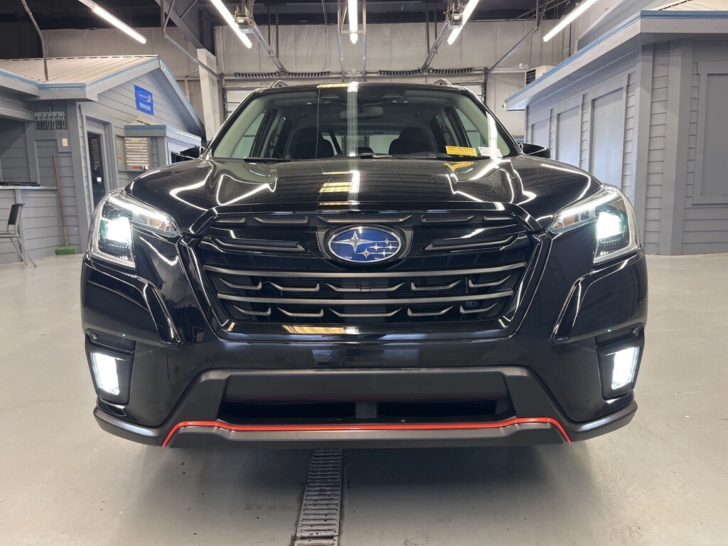 2024 Subaru Forester Sport photo 2