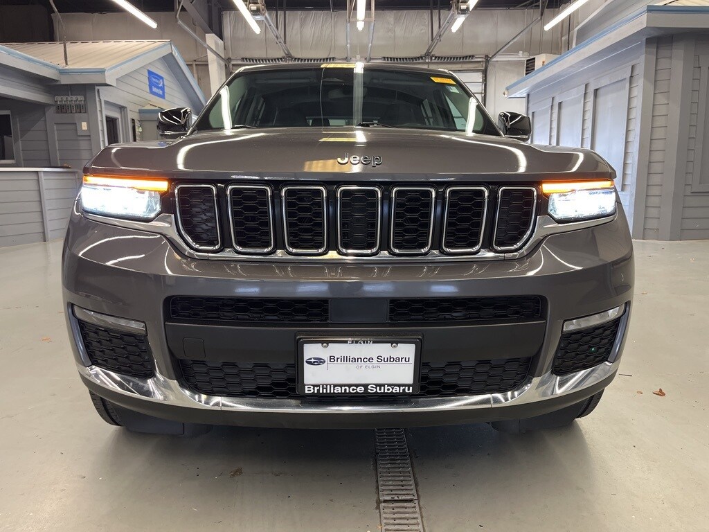 2021 Jeep Grand Cherokee Limited photo 2